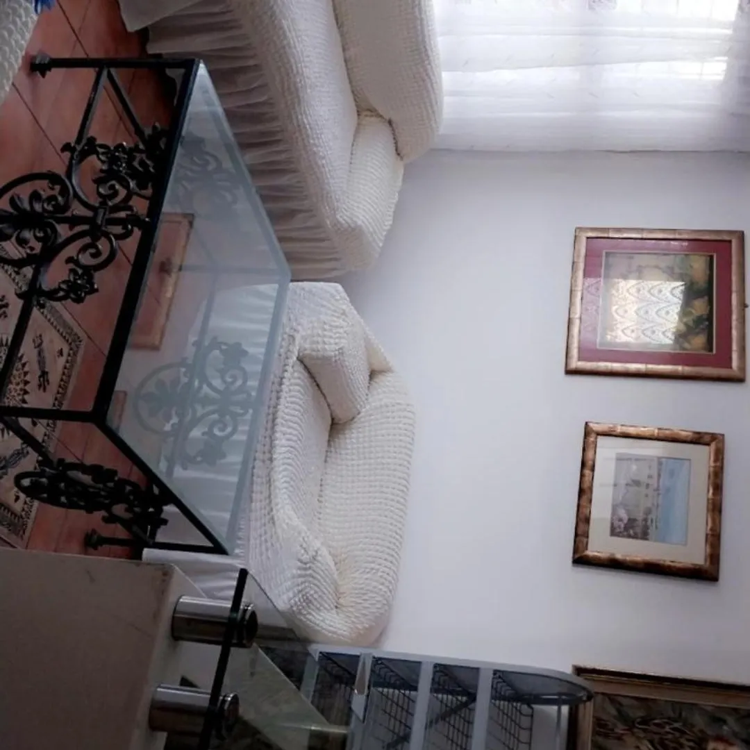 Hussein Accommodation Cape Town Homestay